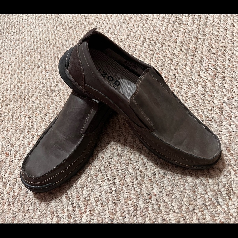 Barely Used Izod Men's Memory Foam Slip On Shoes … - image 5